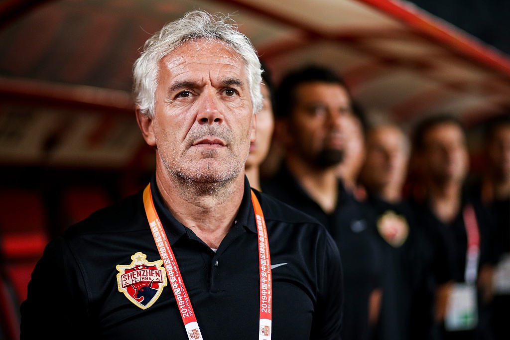 开云娱乐关于今晚亚冠焦点战，布莱顿远射贴柱，赛场秩序良好，更衣室氛围转暖的信息