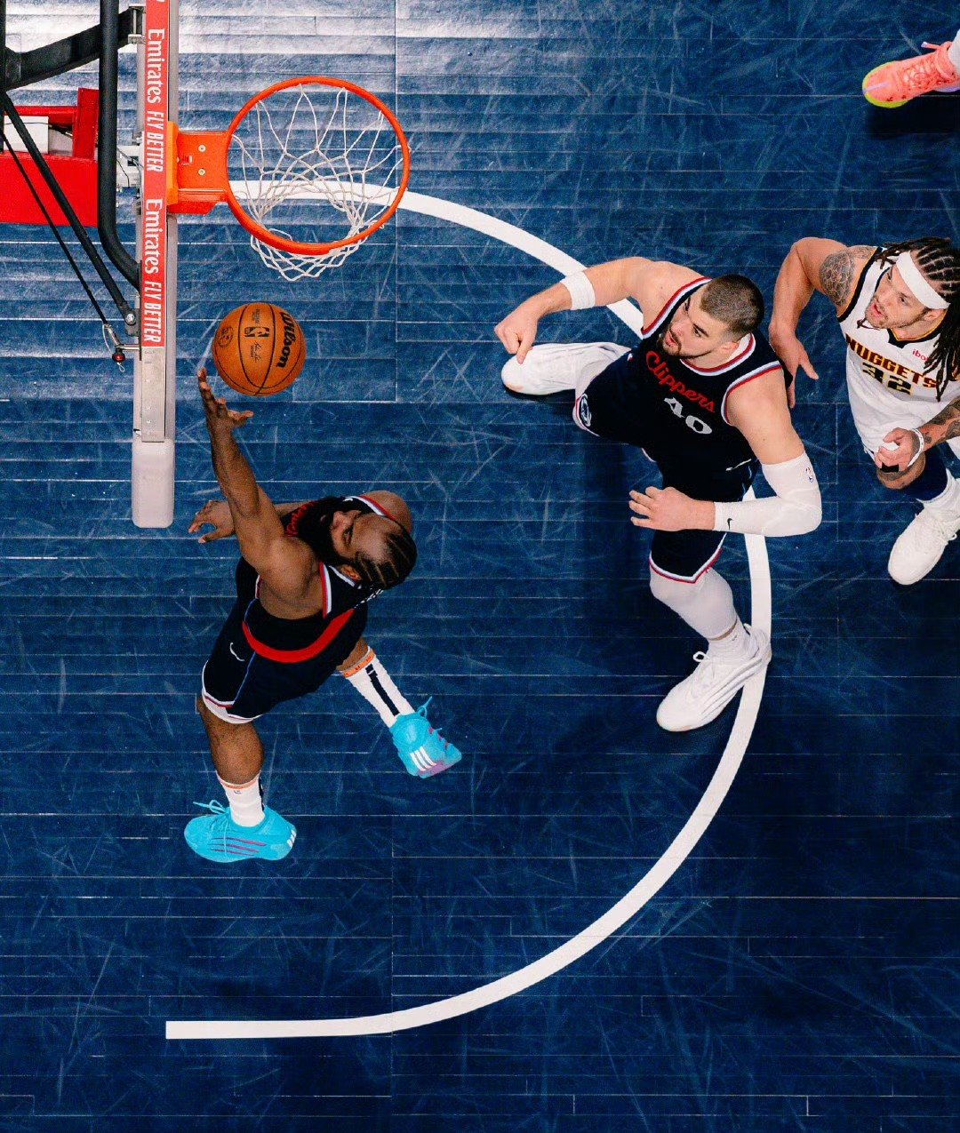 开云在线转折点！丹佛掘金篮板制胜，NBA总决赛清晨攻防权衡，气氛紧张，赛程密集仍需轮换的简单介绍